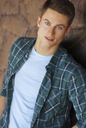 Тайлер Стоукс (Tyler Stokes) фото: Тайлер Стоукс (Tyler Stokes)