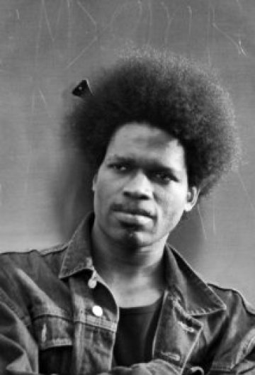 Йинка Ойэволе (Yinka Oyewole) фото: Йинка Ойэволе (Yinka Oyewole)