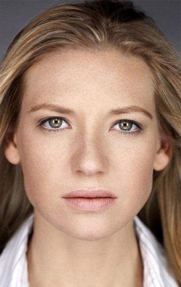 фото: Анна Торв (Anna Torv)