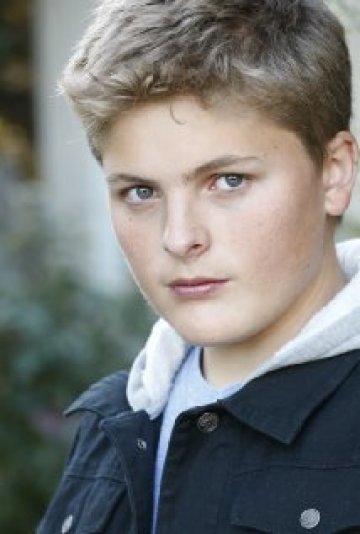 Исаак Фолкнер (Isaac Faulkner) фото: Исаак Фолкнер (Isaac Faulkner)