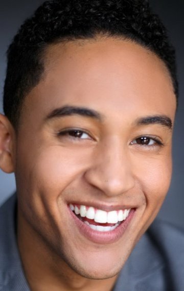 Таж Моури (Tahj Mowry) фото: Таж Моури (Tahj Mowry)