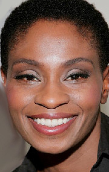 фото: Адина Портер (Adina Porter)