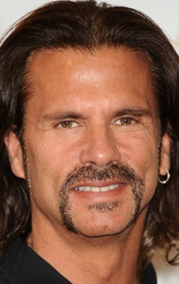 фото: Лоренцо Ламас (Lorenzo Lamas)