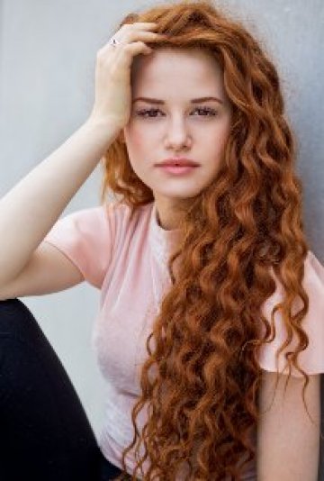 фото: Маделайне Петш (Madelaine Petsch)