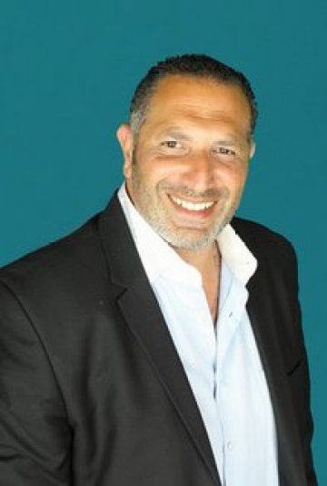 (Mechrafi Akim) фото: (Mechrafi Akim)