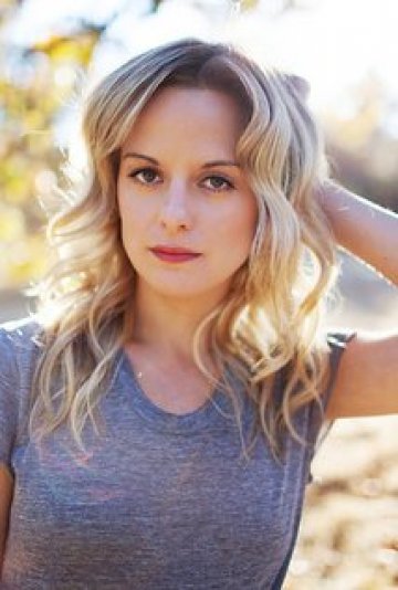 фото: Кортни Вай (Courtney Vye)