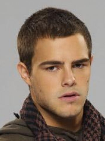 фото: Питер Ланзани (Peter Lanzani)