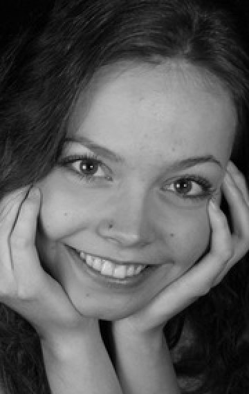 Анжелика Легостаева () фото: Анжелика Легостаева ()