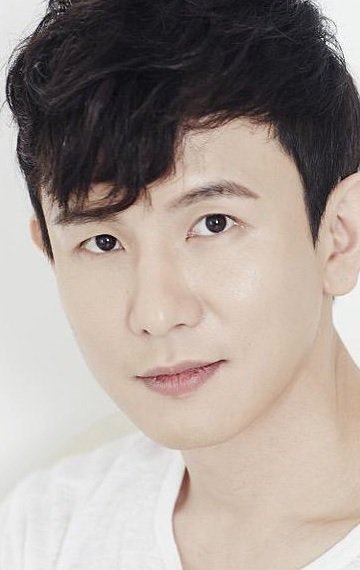 Ким Ри-у (Kim Ri-woo) фото: Ким Ри-у (Kim Ri-woo)