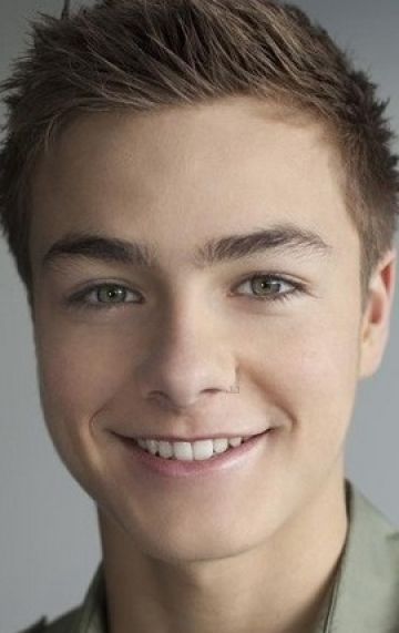 фото: Пейтон Мейер (Peyton Meyer)