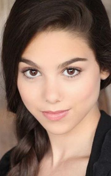 Кира Косарин (Kira Kosarin) фото: Кира Косарин (Kira Kosarin)