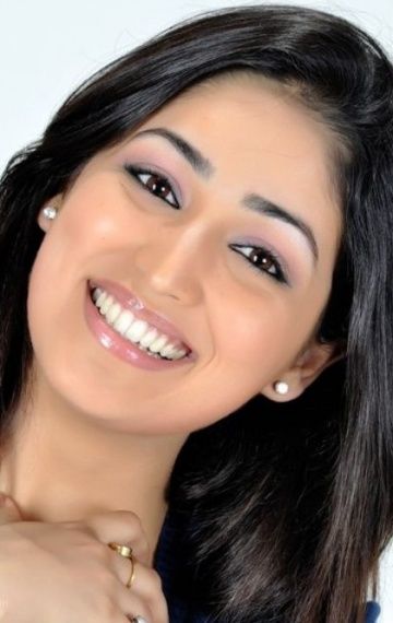 Ями Гаутам (Yami Gautam) фото: Ями Гаутам (Yami Gautam)