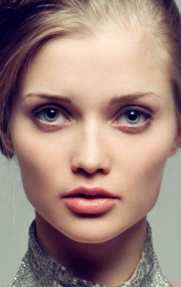 Алина Ланина () фото: Алина Ланина ()
