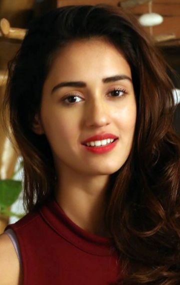 Диша Патани (Disha Patani) фото: Диша Патани (Disha Patani)