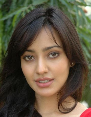 Неха Шарма (Neha Sharma) фото: Неха Шарма (Neha Sharma)