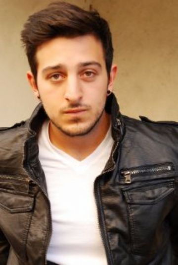 Жюльен Ари (Julien Ari) фото: Жюльен Ари (Julien Ari)