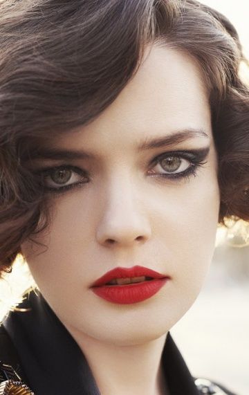 Роксана Мескида (Roxane Mesquida) фото: Роксана Мескида (Roxane Mesquida)