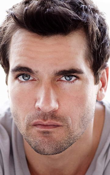 Джексон Херст (Jackson Hurst) фото: Джексон Херст (Jackson Hurst)