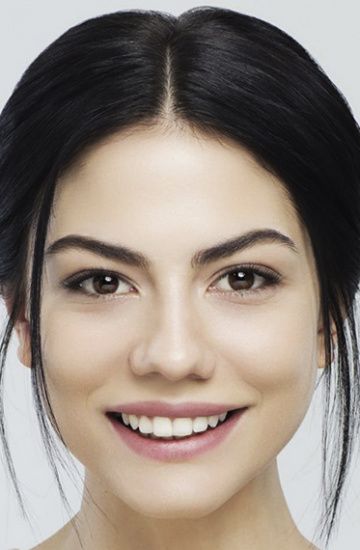 Демет Оздемир (Demet Özdemir) фото: Демет Оздемир (Demet Özdemir)