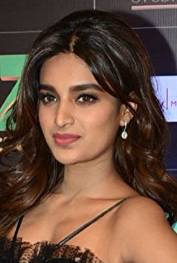 Нидхи Агервал (Nidhhi Agerwal) фото: Нидхи Агервал (Nidhhi Agerwal)
