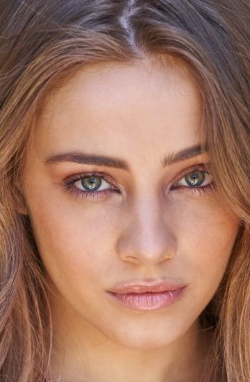 фото: Джозефина Лэнгфорд (Josephine Langford)