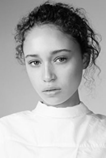 фото: Элла-Рэй Смит (Ella-Rae Smith)