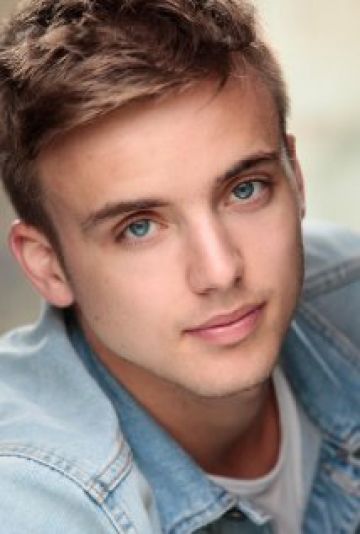 (Parry Glasspool) фото: (Parry Glasspool)