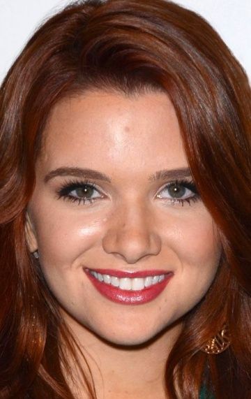 Кэти Стивенс (Katie Stevens) фото: Кэти Стивенс (Katie Stevens)