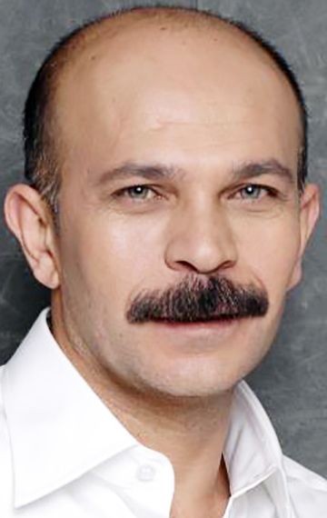 Эмин Гюрсой (Emin Gürsoy) фото: Эмин Гюрсой (Emin Gürsoy)