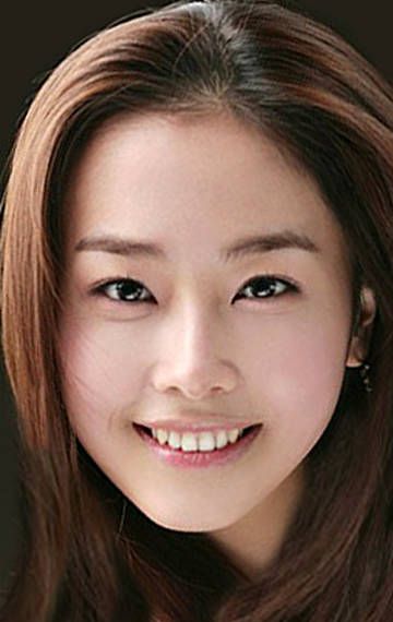 Хон Су-хён (Hong Soo-hyeon) фото: Хон Су-хён (Hong Soo-hyeon)