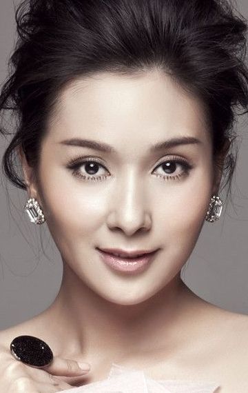 Кристи Ян (Kristy Yeung) фото: Кристи Ян (Kristy Yeung)