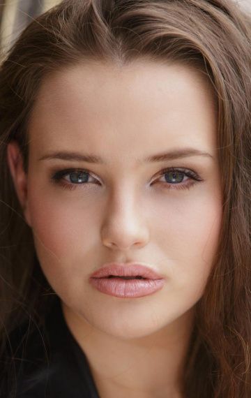 Кэтрин Лэнгфорд (Katherine Langford) фото: Кэтрин Лэнгфорд (Katherine Langford)