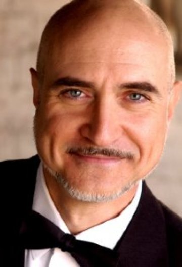 фото: Осман Сойкут (Ozman Sirgood)