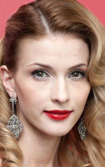 Светлана Иванова () фото: Светлана Иванова ()