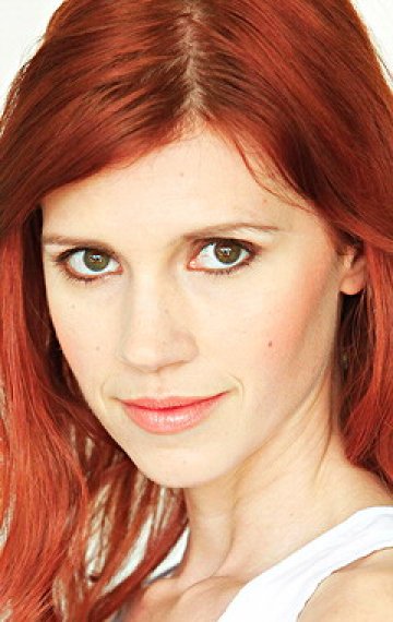 Джули МакНивен (Julie McNiven) фото: Джули МакНивен (Julie McNiven)