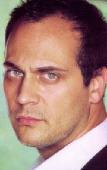 фото: Тодд Стэшвик (Todd Stashwick)